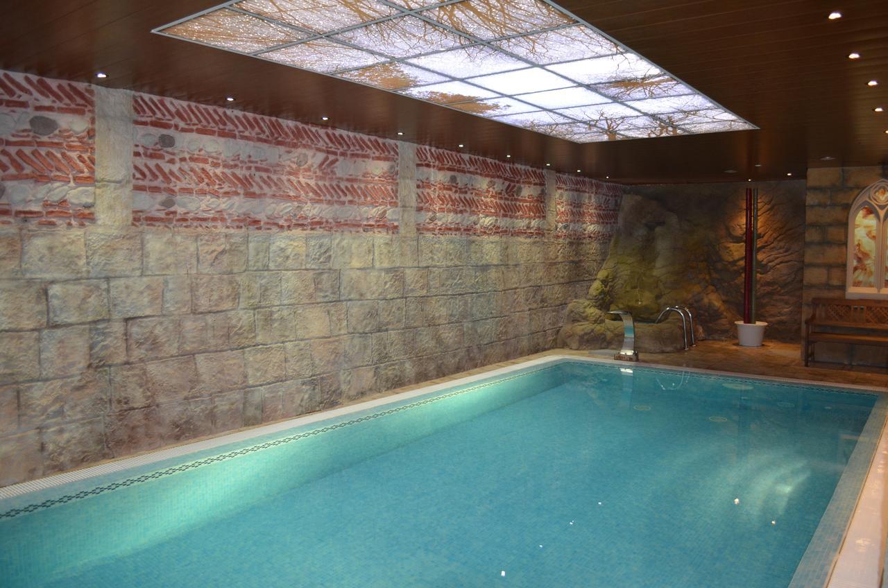 Hotel Bocale Sallent De Gallego Exterior photo
